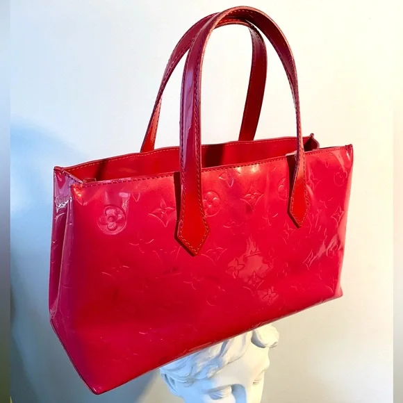 Louis Vuitton Hot Pink Vernis Wilshire PM Bag with authentic LV dust-bag - Picture 2 of 16